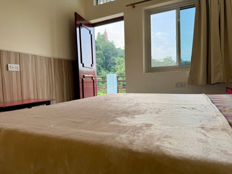 vedic yoga rishikesh accommodation